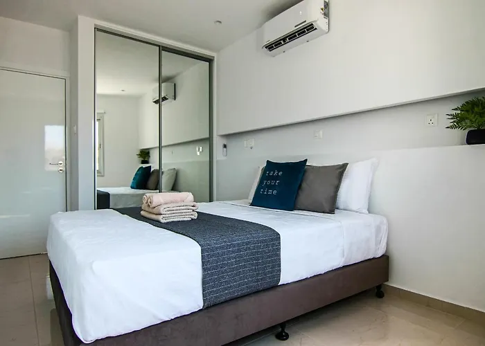 Apartament Phaedrus Living: Seaside Luxury Flat Lighthouse 65 Paphos